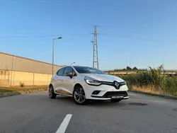 Branco Usado 2017 Renault Clio IV | € 11.500 (Preço justo)