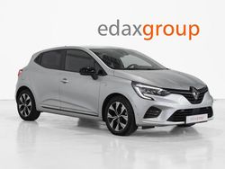 Cinza Usado 2023 Renault Clio V Evolution | € 16.490 (Preço justo)