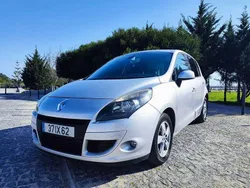 Usado 2010 Renault Scénic III Dynamique Monovolume | € 5.950 (Bom preço)