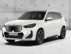 Branco mineral metalizada Novo 2025 BMW iX1 Comfort Edition SUV | € 61.166 (Preço justo)