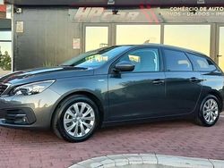 Cinzento Usado 2019 Peugeot 308 SW Active Carrinha | € 13.990
