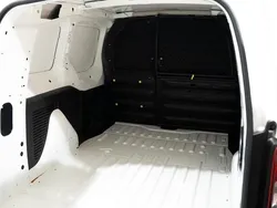 Branco Usado 2017 Citroën Berlingo Monovolume | € 10.490 (Preço justo)