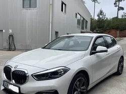 Branco Usado 2019 BMW 118 Sport Line Citadino | € 24.000