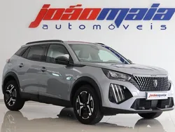 Cinzento Usado 2024 Peugeot 2008 SUV | € 26.500 (Caro)