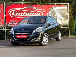 Preto Usado 2018 Peugeot 208 Style Citadino | € 11.950 (Preço justo)