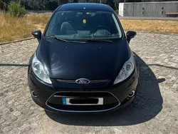 Usado 2012 Ford Fiesta Citadino | € 3.000 (Bom preço)