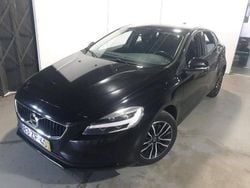 Preto Usado 2019 Volvo V40 Carrinha | € 15.890 (Preço justo)