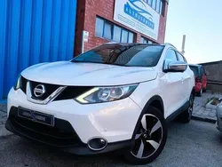Branco Usado 2015 Nissan Qashqai Tekna SUV | € 13.400 (Bom preço)