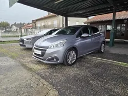Cinzento Usado 2019 Peugeot 208 Citadino | € 11.990 (Bom preço)