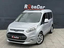 Cinzento Usado 2018 Ford Tourneo Connect Monovolume | € 15.990