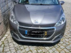 Usado 2019 Peugeot 208 Citadino | € 12.000 (Preço justo)