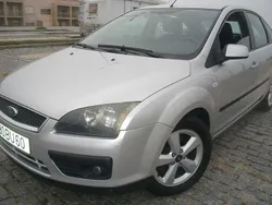 Usado 2006 Ford Focus Sedan | € 3.650 (Preço justo)