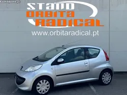 Cinza Usado 2006 Peugeot 107 Citadino | € 4.750 (Preço justo)