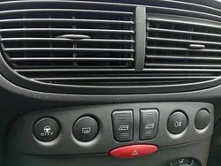 Branco Usado 2004 Fiat Punto Citadino | € 2.500 (Preço justo)