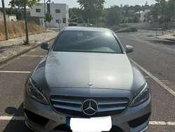 Usado 2016 Mercedes C220 AMG line Sedan | € 26.500 (Preço justo)