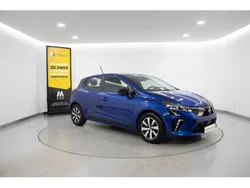 Azul Usado 2024 Mitsubishi Colt | € 17.380 (Preço justo)