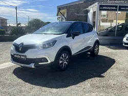 Branco Usado 2018 Renault Captur SUV | € 14.750 (Preço justo)