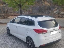 Branco Usado 2016 Kia Carens Monovolume | € 10.850 (Super Preço)