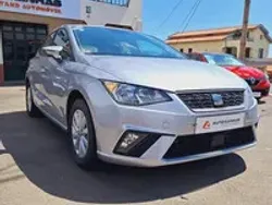 Cinzento claro Usado 2021 Seat Ibiza Style | € 14.900 (Bom preço)