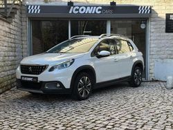 Branco pérola Usado 2016 Peugeot 2008 Allure SUV | € 10.900 (Bom preço)