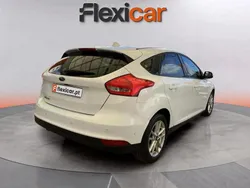 Branco Usado 2018 Ford Focus ST-Line | € 14.890 (Bom preço)