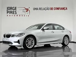 Cinzento Usado 2019 BMW 330 Carrinha | € 27.990 (Preço justo)