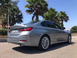 Cinza Usado 2023 BMW 320 Performance Sedan | € 42.800