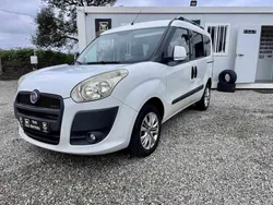 Branco Usado 2011 Fiat Doblò Monovolume | € 9.900 (Preço elevado)
