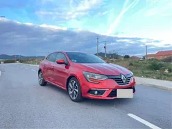 Vermelho Usado 2016 Renault Mégane III Intens | € 13.400 (Super Preço)
