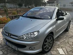 Usado 2004 Peugeot 206 CC Cabrios | € 5.500