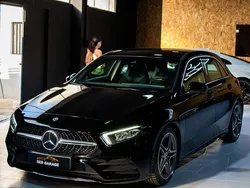 Preto Usado 2020 Mercedes A200 AMG line Sedan | € 26.490 (Preço justo)