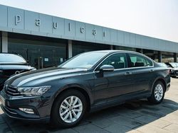 Cinza Usado 2020 VW Passat Sedan | € 21.900 (Preço elevado)