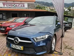 Azul Usado 2019 Mercedes A180 Style | € 25.950 (Preço justo)