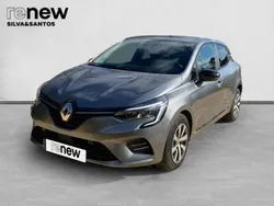 Cinzento Usado 2024 Renault Clio V Evolution Sedan | € 17.990 (Bom preço)