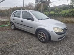 Usado 2002 Opel Corsa Sedan | € 1.500 (Bom preço)