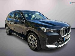 Preto Usado 2025 BMW iX1 xLine SUV | € 51.400 (Bom preço)
