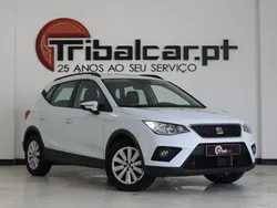 Branco Usado 2019 Seat Arona Style SUV | € 13.990 (Preço justo)