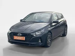 Cinza Usado 2021 Hyundai i20 Comfort | € 12.990 (Preço justo)