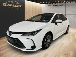 Branco Usado 2024 Toyota Corolla Active Sedan | € 25.500 (Bom preço)