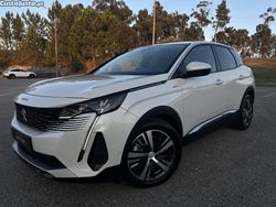 Branco Usado 2021 Peugeot 3008 Allure | € 28.890 (Caro)