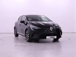 Preto estrela Usado 2023 Renault Clio V Techno | € 17.290 (Preço justo)