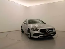 Cinzento Usado 2023 Mercedes C220 | € 45.990 (Bom preço)