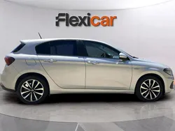 Cinza Usado 2020 Fiat Tipo Lounge Sedan | € 10.990 (Preço justo)