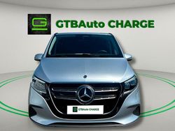 Cinza Usado 2024 Mercedes EQV300 Monovolume | € 59.900