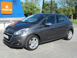Cinza Usado 2018 Peugeot 208 Allure Citadino | € 9.990 (Bom preço)