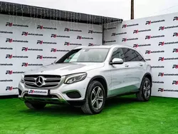 Cinza prata Usado 2018 Mercedes GLC250 AMG line SUV | € 36.900 (Bom preço)
