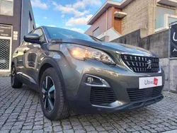Cinzento Usado 2017 Peugeot 3008 Style Sedan | € 15.999 (Preço elevado)