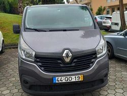 Cinzento Usado 2015 Renault Trafic Van | € 16.900 (Preço justo)