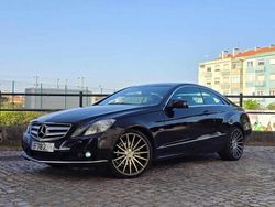 Preto Usado 2011 Mercedes E220 Coupé | € 15.500 (Preço justo)