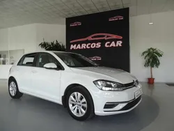 Branco Usado 2017 VW Golf VII Trendline | € 17.400 (Preço justo)